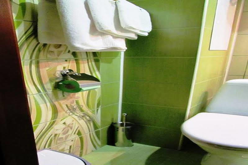 Paradise Hotel Gomel Kültér fotó